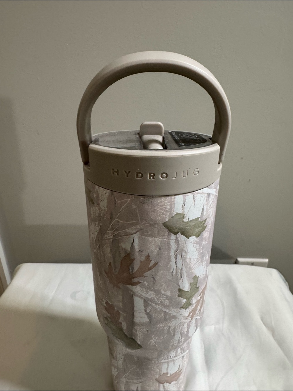 Authentic HydroJug Cream and Green Leaf Pattern Insulated Bottle